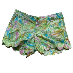 Lilly Pulitzer elephant ear scalloped buttercup shorts
